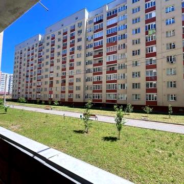 Виставка - РАУШ! Площа - 80,5 м2