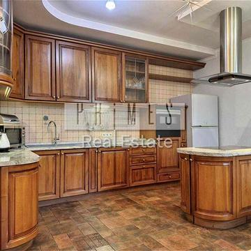 Аренда 3к квартиры 140м2, ул. Брайчевского Михаила, 11А, Шулявка