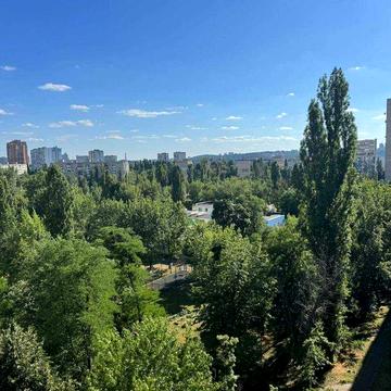Терміново продам квартиру м Лівобережна - 5хв пішки