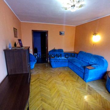 Григорія Сковороди вул., 11