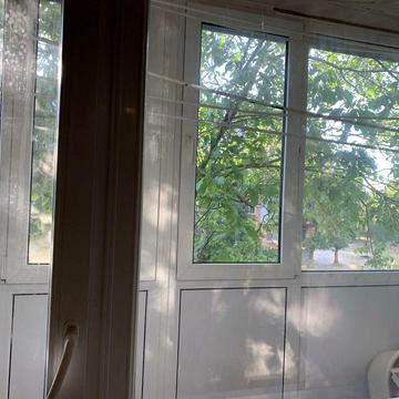 Кільце 129 кварталу, 2кім.квартира поруч з АТБ, новий балкон, 2 поверх