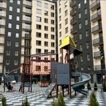 Кобилянської вул., 23