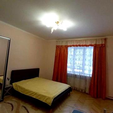 Оренда  2х кім квартира 60м 1-й пов Арсенальна/Палац Спорту/Кловська