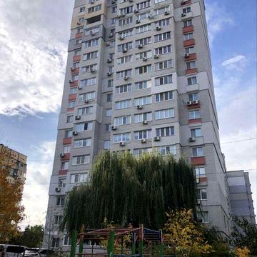 Продам 2 кім Перемога, ЖК Созідатель з ремонтом 47000$ торг ЖК Созидатель