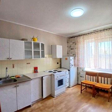 Червоної Калини 91В оренда 2 к квартири житловий стан кімнати окремі