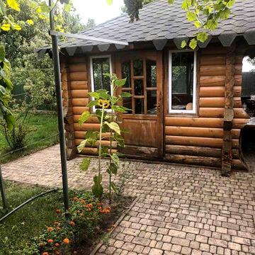 Літній будиночок,бесідка