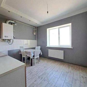 В продажу  2-кімнатна  квартира з ремонтом — Авангард