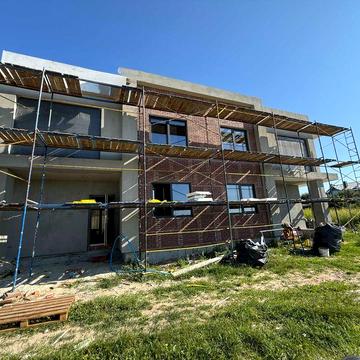 Продаж будинка Пустомити з ділянкою 5 сотих котедж
