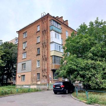 Продам 2-комнатную квартиру ул Автозаводская 9-а метро Оболонь Минская