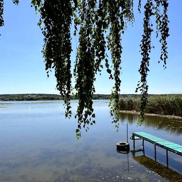 Продам будинок на березі річки!