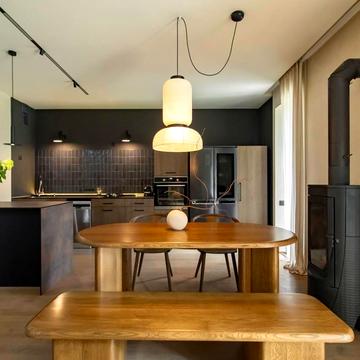 Євгена Коновальця вул., 49