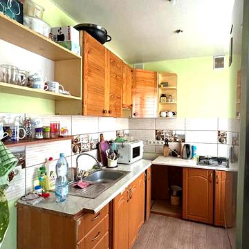 Киргизька вул., 5а