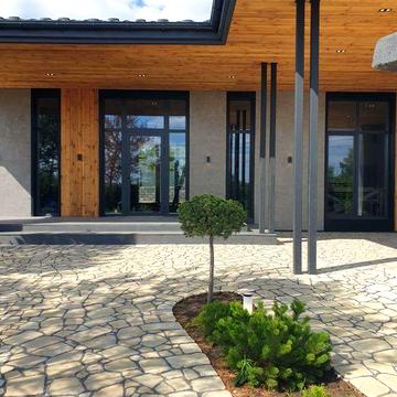 Продаж будинку на Пятничанах