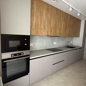 Здам на  довгострокову оренду квартиру вул.Стрийська