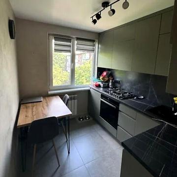 Продаж 2к Квартира Космонавтів вулиця