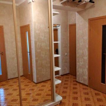 Сдается 2 ком. квартира на Пишоновской.