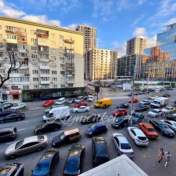 Велика Васильківська вул. (Червоноармійська), 132