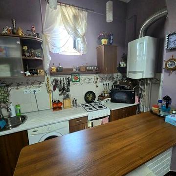 Продам квартиру будинок  в центрі міста Берегове
