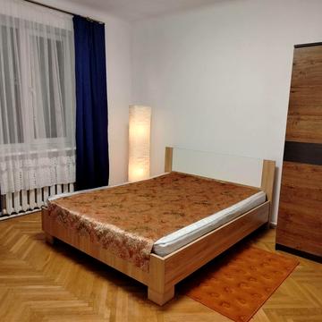 Петра Карманського вул. (), 14