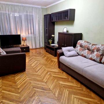 Оренда 1-к квартири по вулиці Патона