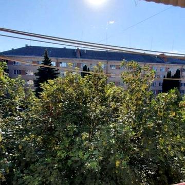 Продам 1-кімнатну квартиру біля центру