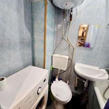 Сдам 1ю квартиру на Коммунаре