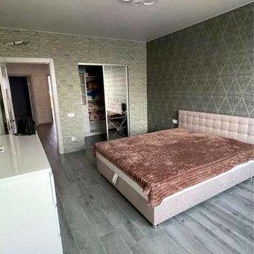 Оренда великої 3-кімнатної квартири ЖК «Містечко Соборне» 98м2