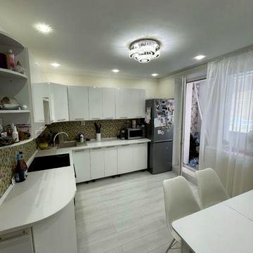 Продам 3-ком.кв. в Новострое на Левом берегу,3мкрн ЖК ОСББ
