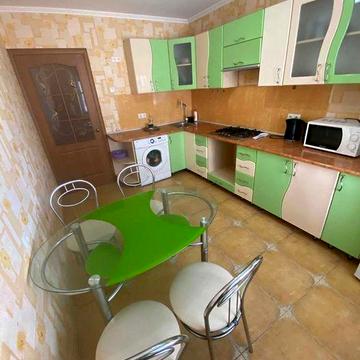 Сдам до лета 1 комнатную квартиру на Парковой в 9-ти