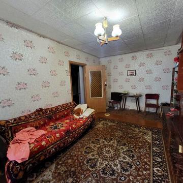 Тернопільська вул., 3