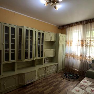 Жмеринська вул., 32