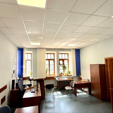 ЕКСКЛЮЗИВНО. 3-х кімнатна. Навпроти мерії. 115 квадратів простору. ЖК Царський на Соборній