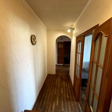 Тростянецька вул., 7