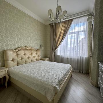Хрещатик вул. (Kreschatic), 23