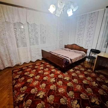 Набережно-Корчуватська вул., 96