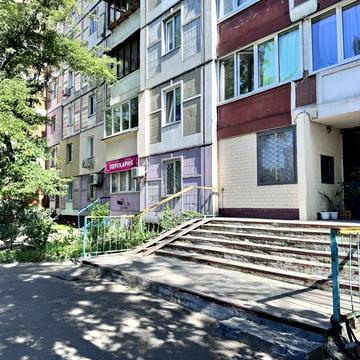 Червоної Калини просп. (Володимира Маяковського), 38/10