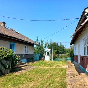 Продається будинок в спокійному, мальовничому селі Стрільче