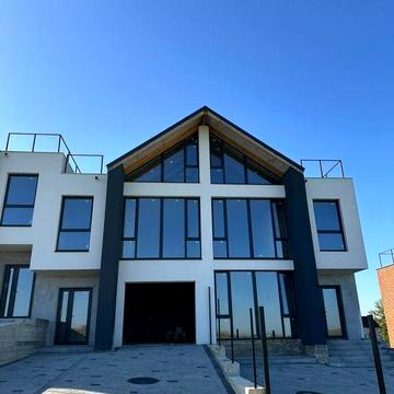 Просторий та комфортний будинок у тихому районі