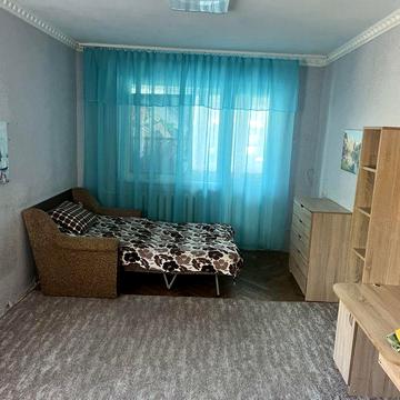 Продається двокімнатна квартира вул. Мрії, 11а
