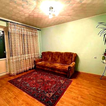 Героїв просп., 27