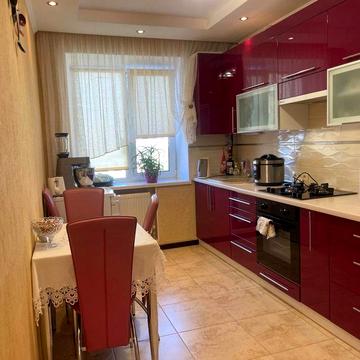Продам 3к квартиру в центрі з автономкою