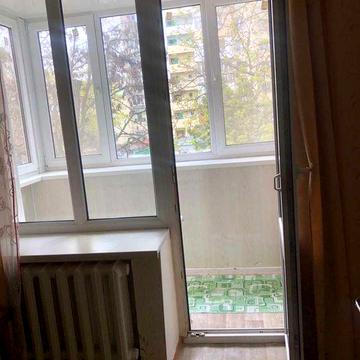 Продаж 2к квартири 41.2 кв. м на вул. Сергія Ядова 61А