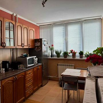 Архітектора Вербицького вул., 12