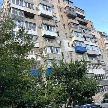 Сдам 3к квартиру без мягкой мебели, пустая 12000 грн