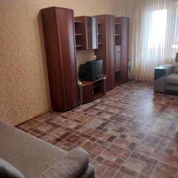 Продається простора 1-к. квартира, вул.Радунська, Троєщина, власник