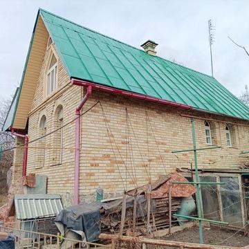 Продам 1/2 будинка біля 8школи по пров. Добролюбова.
