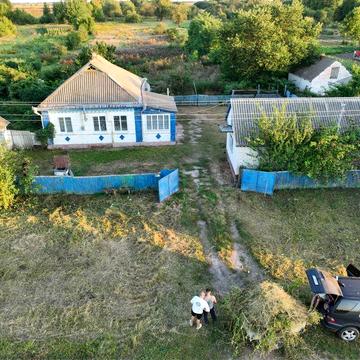 Капітальний Будинок на 41 сотці землі