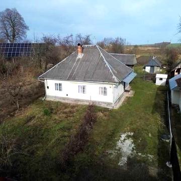 Будинок /нерухомість Брониця