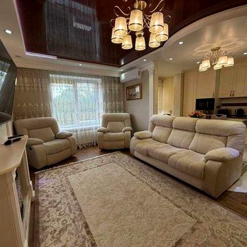 Продаж 4-кімнатної квартири в центрі Івано-Франківська!