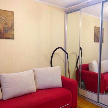 Оренда 2 кім.на Космонавтів, 4, Седам